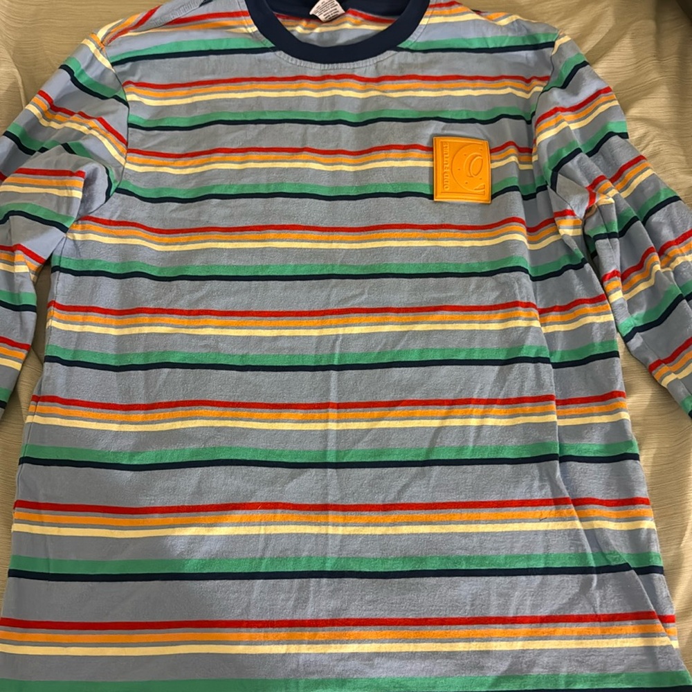 Long sleeve tee